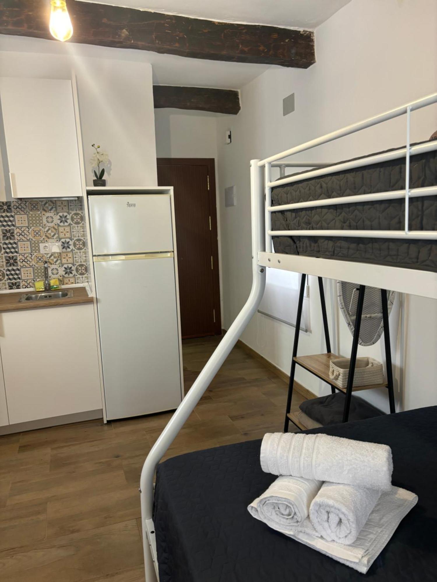 Apartamentos Mayte Толедо Экстерьер фото