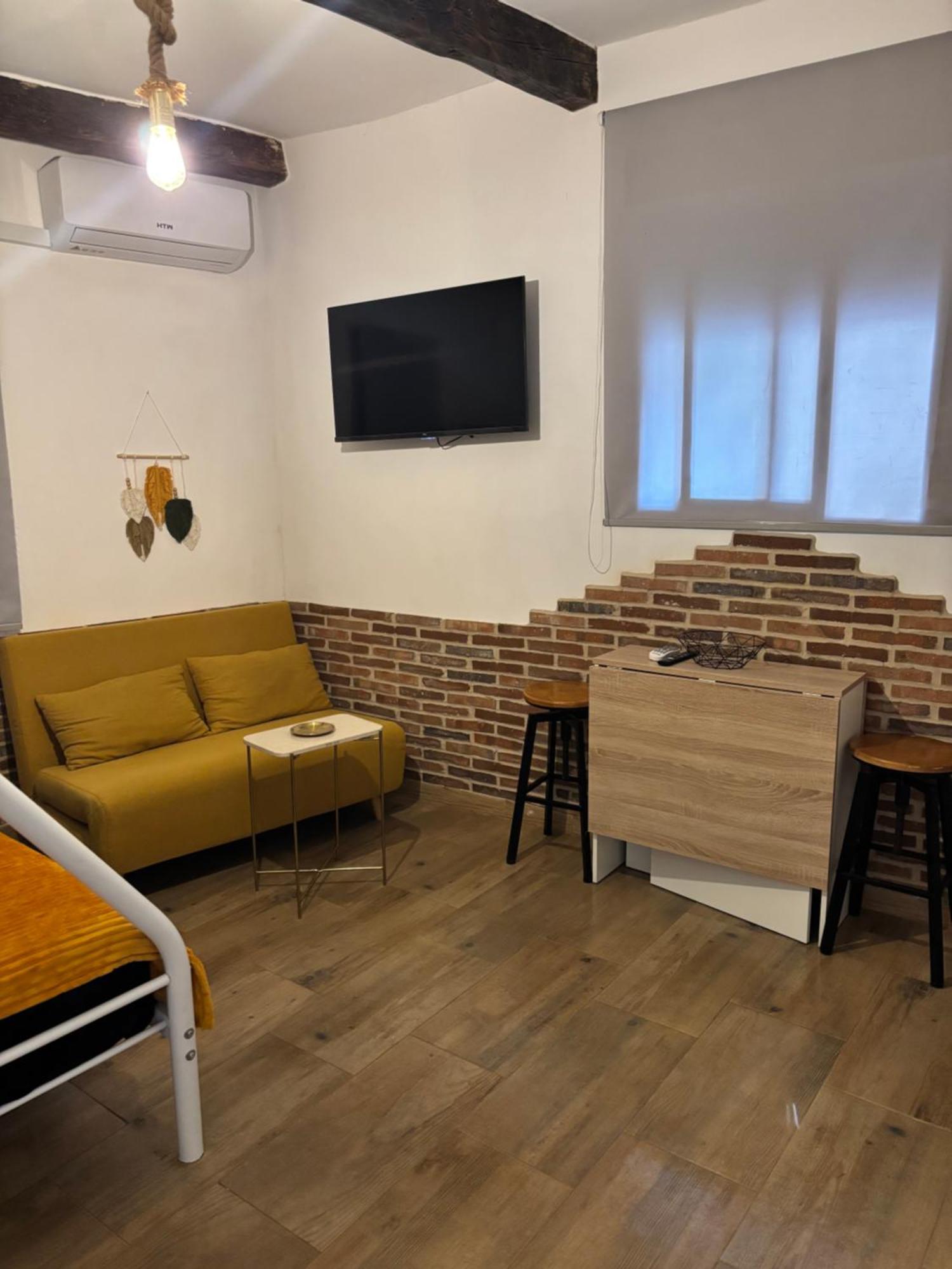 Apartamentos Mayte Толедо Экстерьер фото